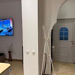 Spacious In A Apartman