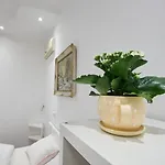 Spacious In A Apartman