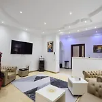 Lejlighed Spacious In A *