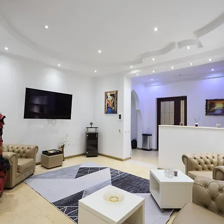 アパート Spacious In A *