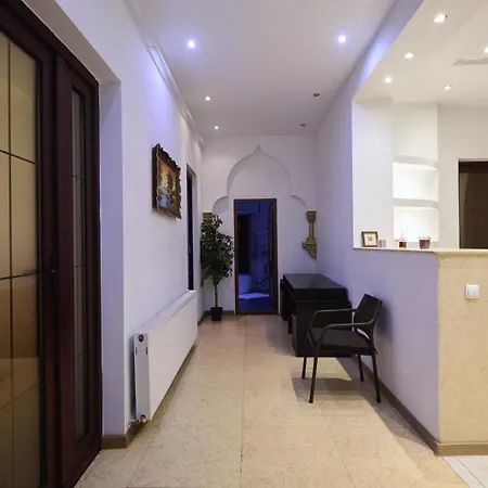 Apartman Spacious In A *