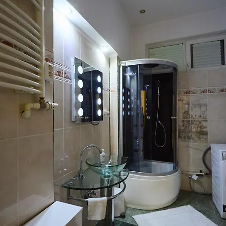 Apartament Spacious In A *