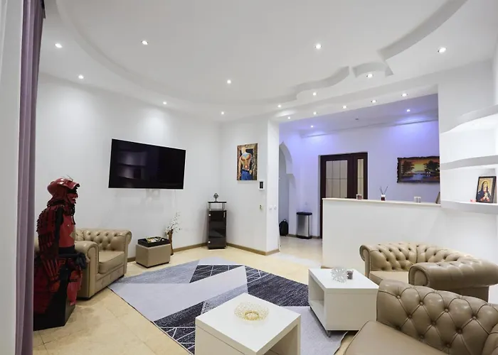 Apartament Spacious In A *