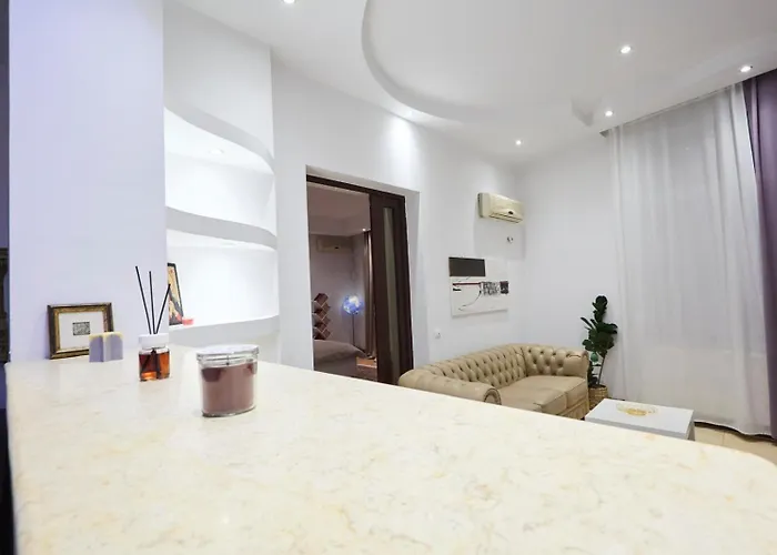 Spacious In A بوخارست